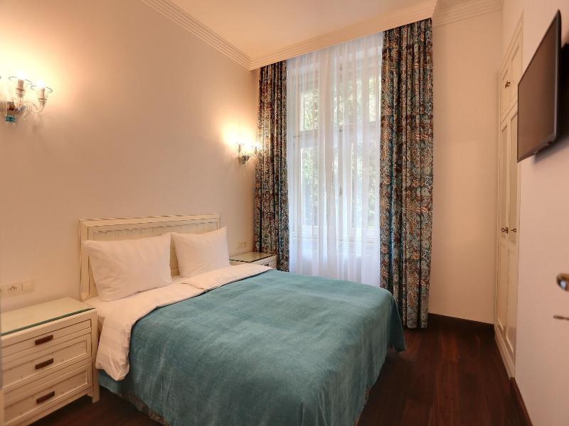 Ferdinandhof Apart Hotel image