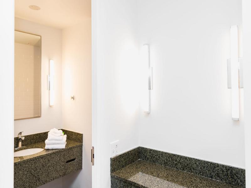 Campus1 Mtl Student Residence image