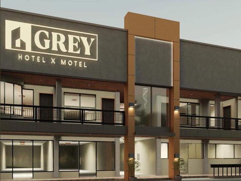Townhouse Oak Grey Hotel Near Clark Internationa image