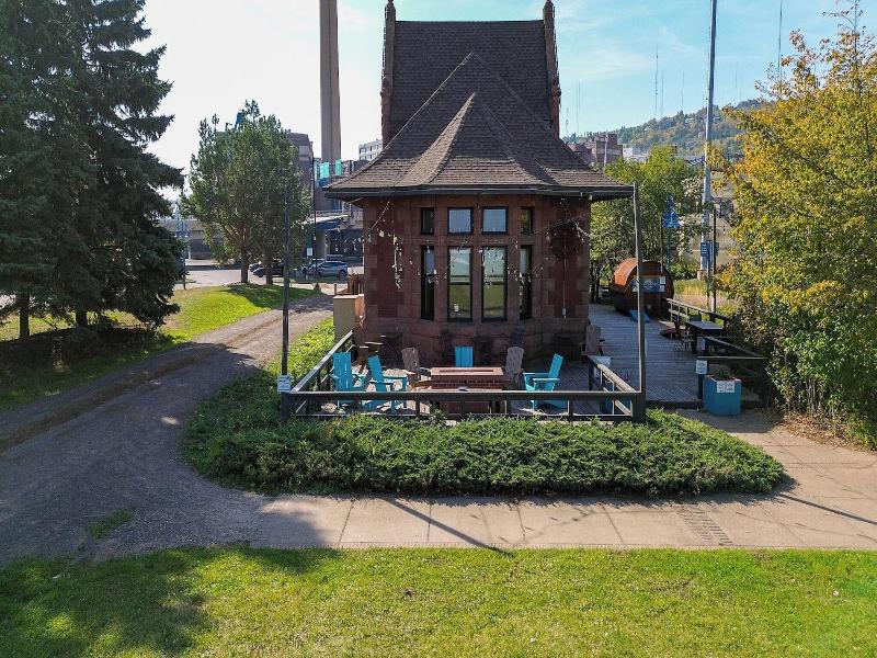 Endion Station Inn | Hotel Next To Lake Superio 2