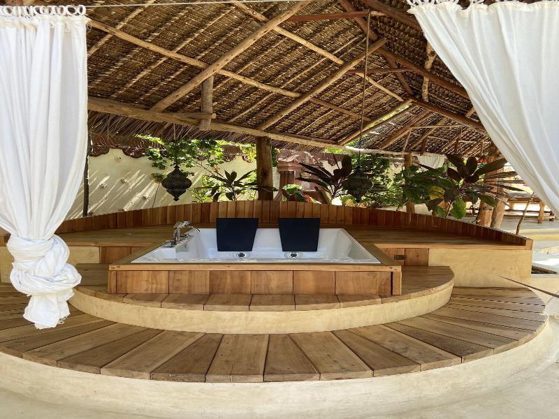 Lions Luxury Eco-resort & Spa image