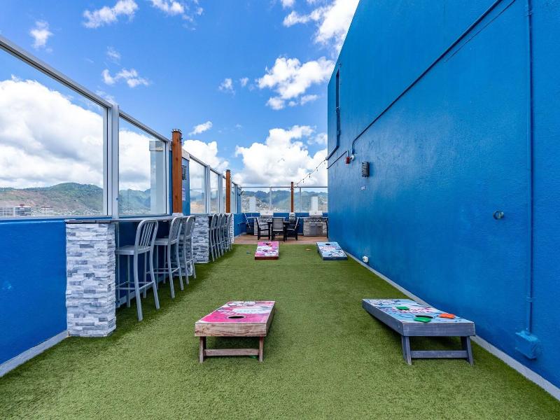 Newly Innovated Oceanview Beach Condo Sauna Po image