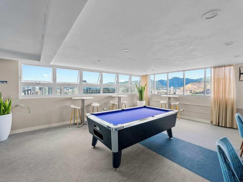 Newly Innovated Oceanview Beach Condo Sauna Po image
