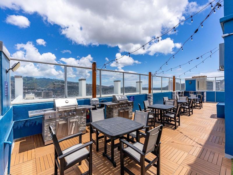Newly Innovated Oceanview Beach Condo Sauna Po image