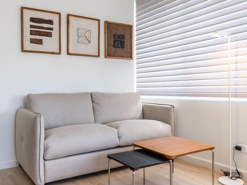 Newly Innovated Oceanview Beach Condo Sauna Po image