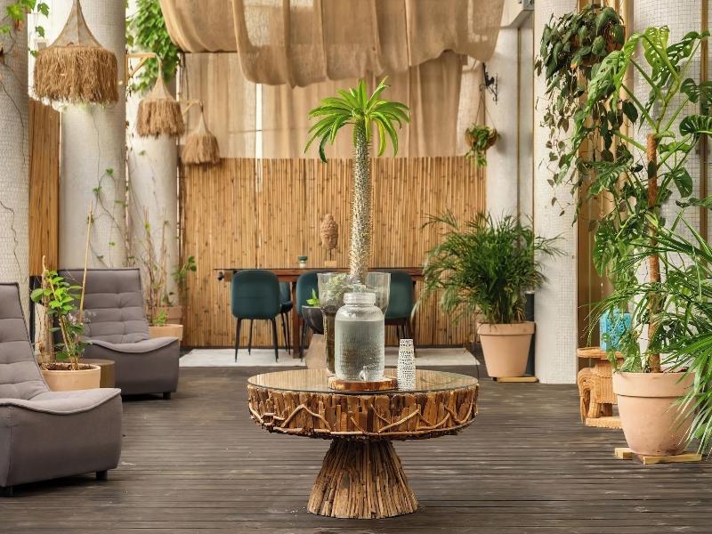Wom Beach Pod Hotel image