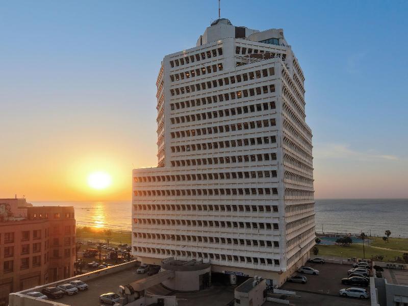 Wom Beach Pod Hotel image