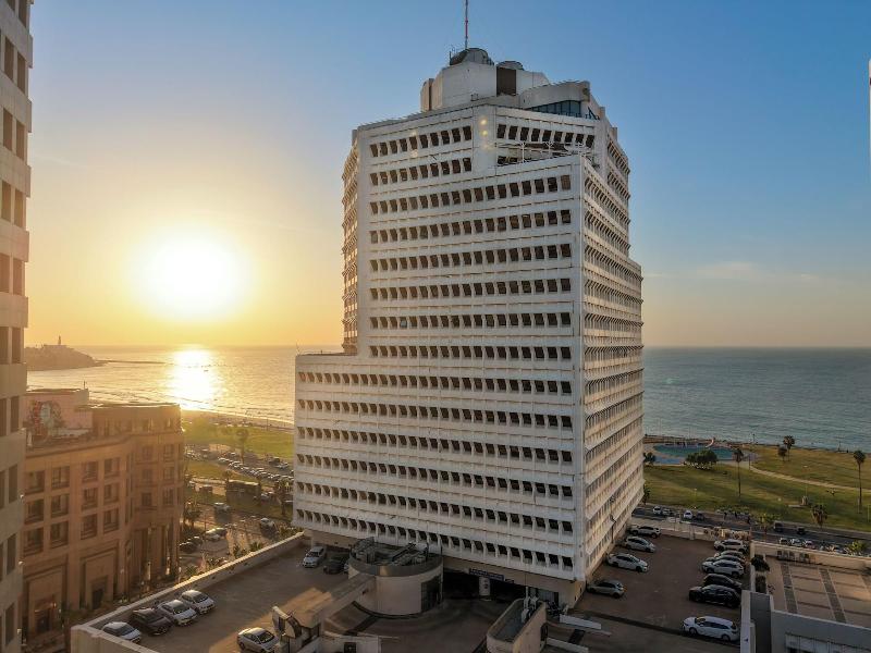 Wom Beach Pod Hotel image