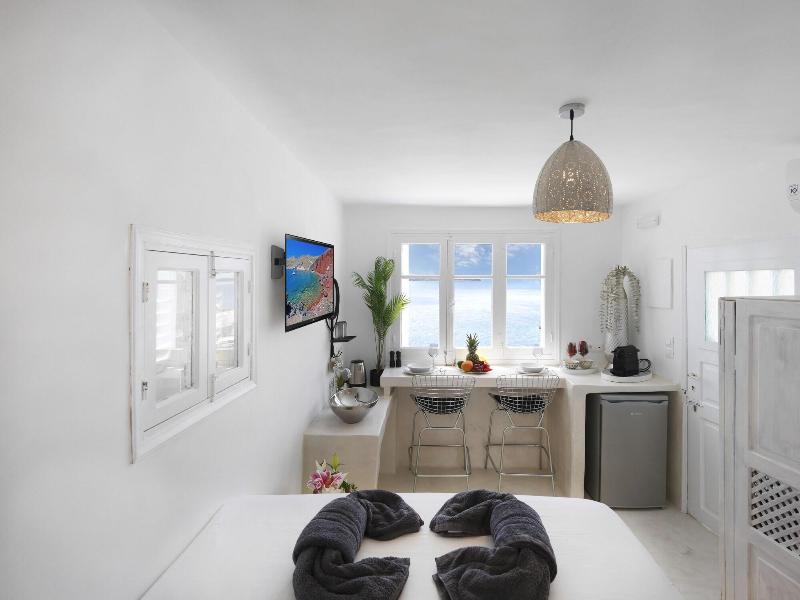 Secret Gem Suites — photo 109