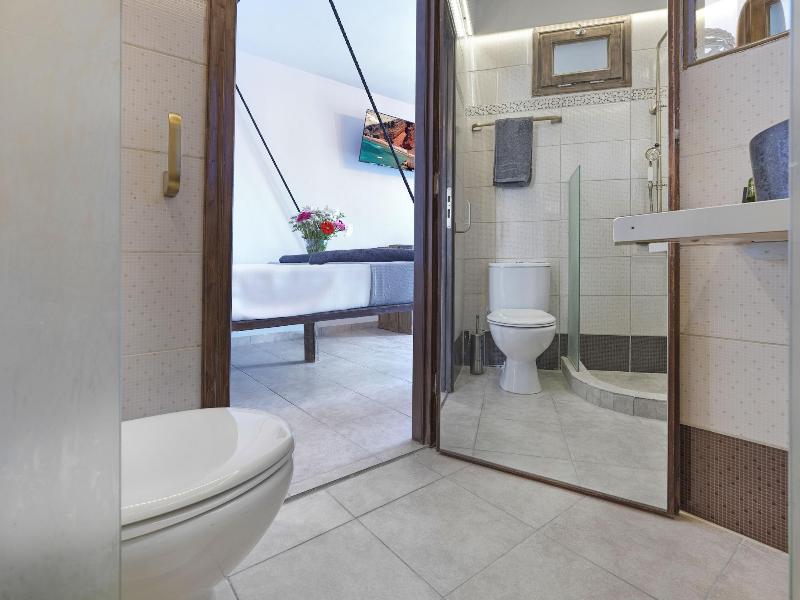 Secret Gem Suites — photo 119