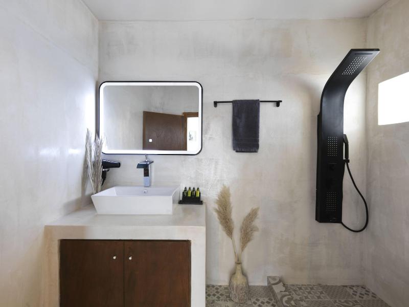 Secret Gem Suites — photo 129