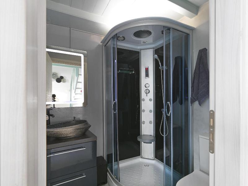 Secret Gem Suites — photo 26
