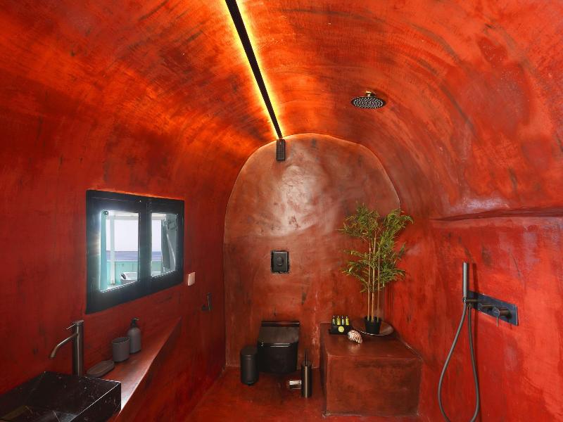 Secret Gem Suites — photo 40