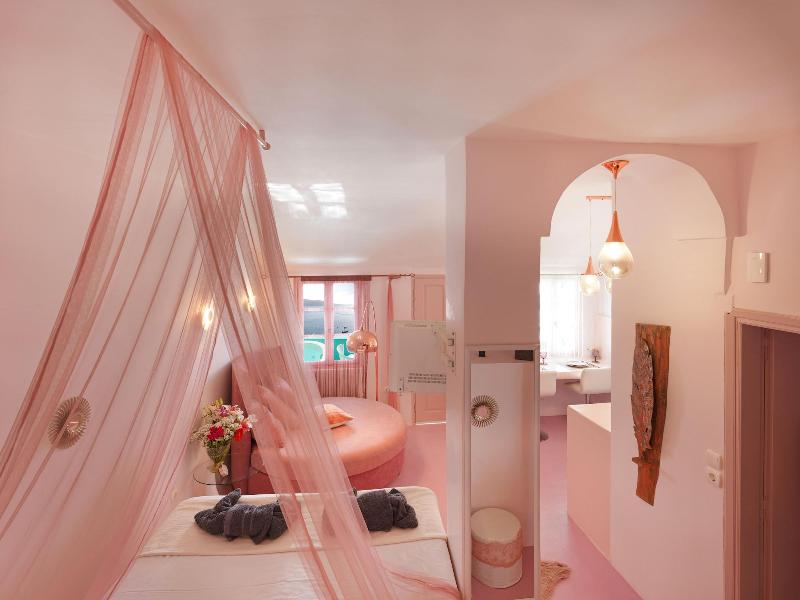 Secret Gem Suites — photo 139