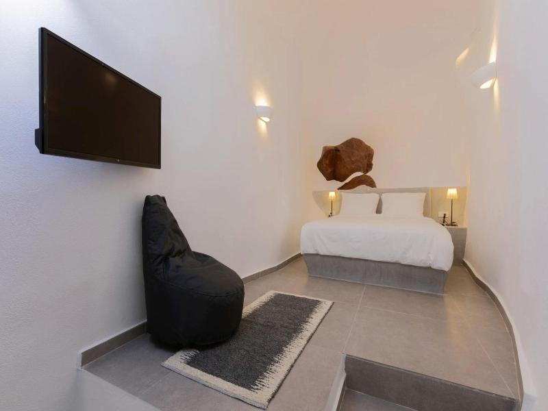 Secret Gem Suites — photo 33