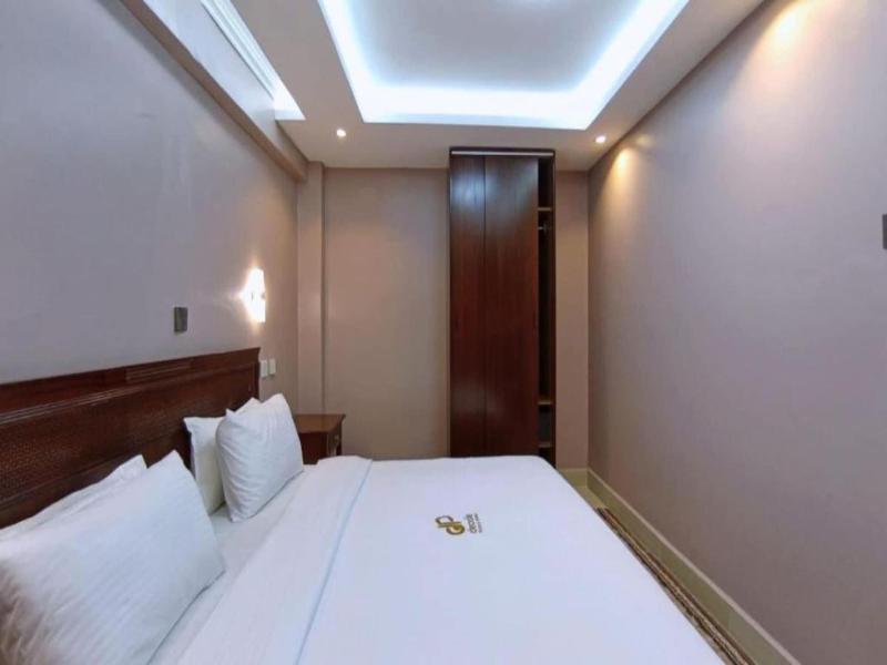 Decale Palace Hotel image