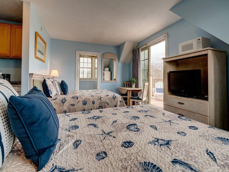 The Heights Hotel image