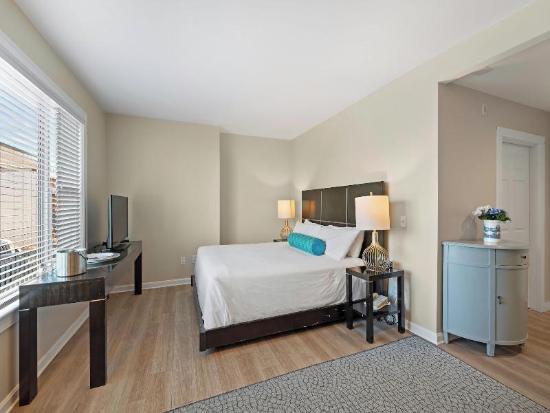 The Heights Hotel image