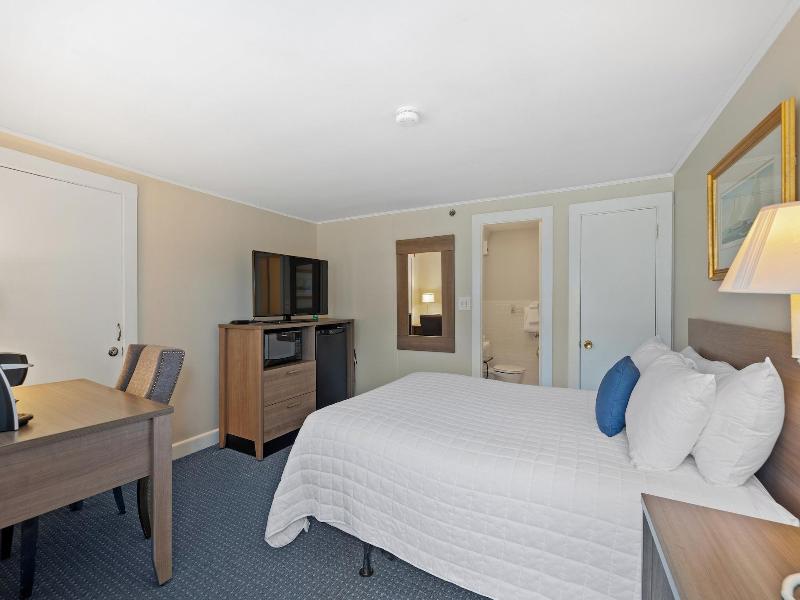 The Heights Hotel image