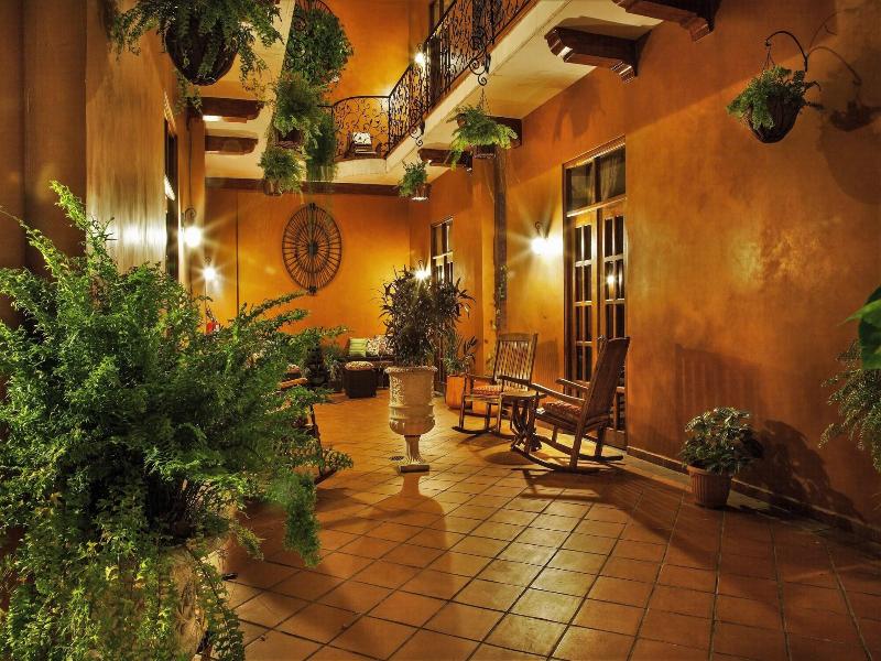 La Isabela Suites image