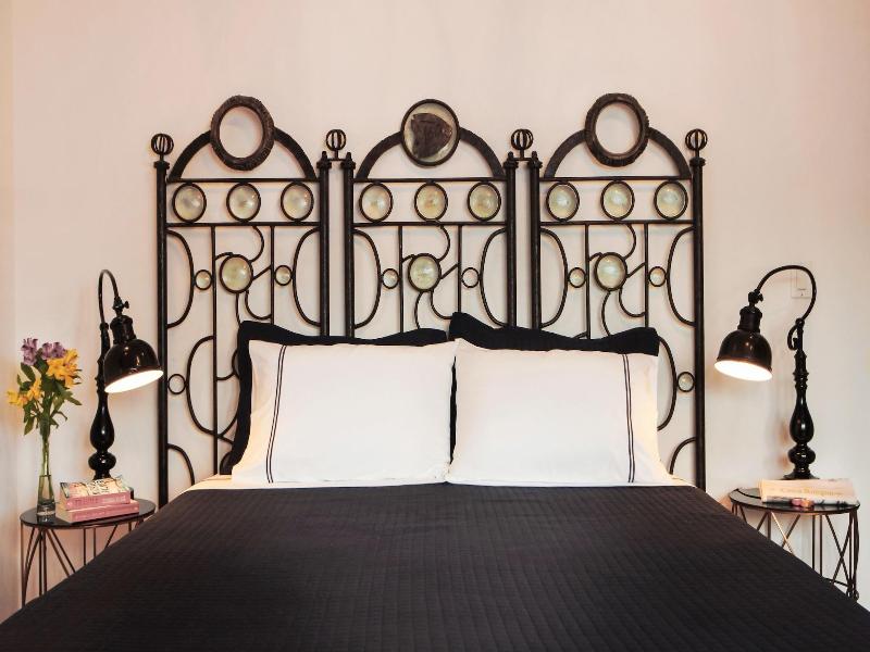 La Isabela Suites image