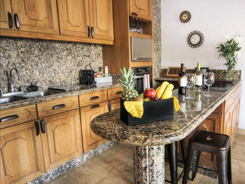 La Isabela Suites image