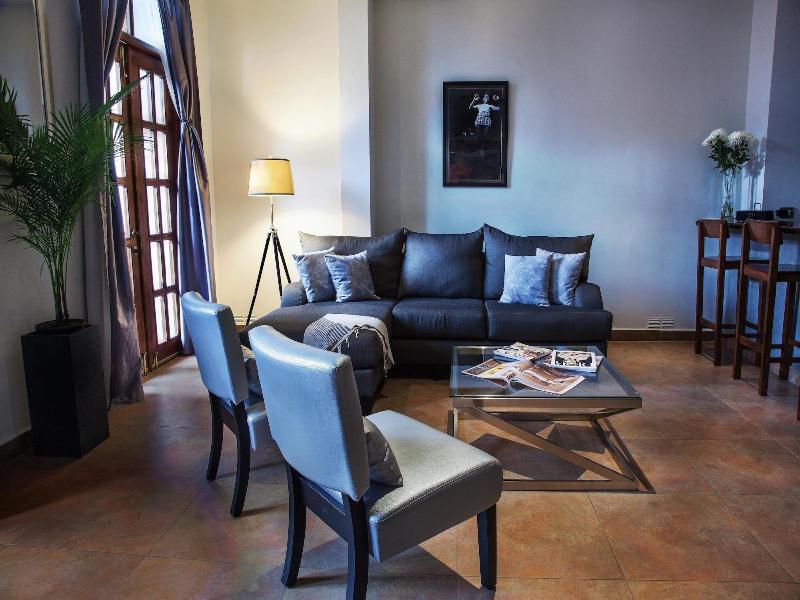 La Isabela Suites image