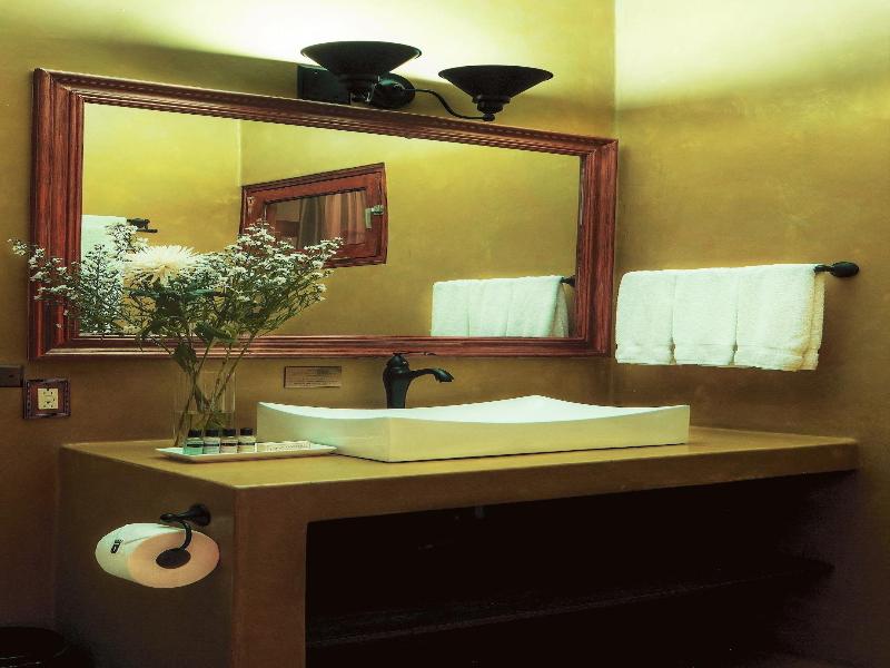 La Isabela Suites image