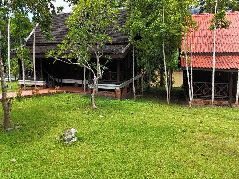 Nam Ou Riverside Hotel & Resort