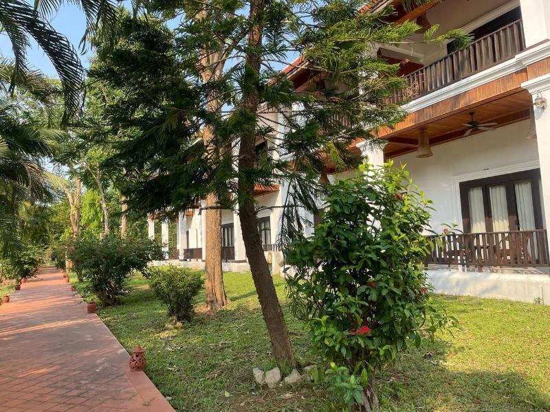 Nam Ou Riverside Hotel & Resort