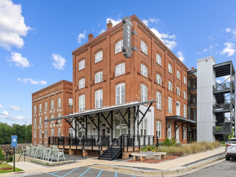 City Mills Hotel — general view