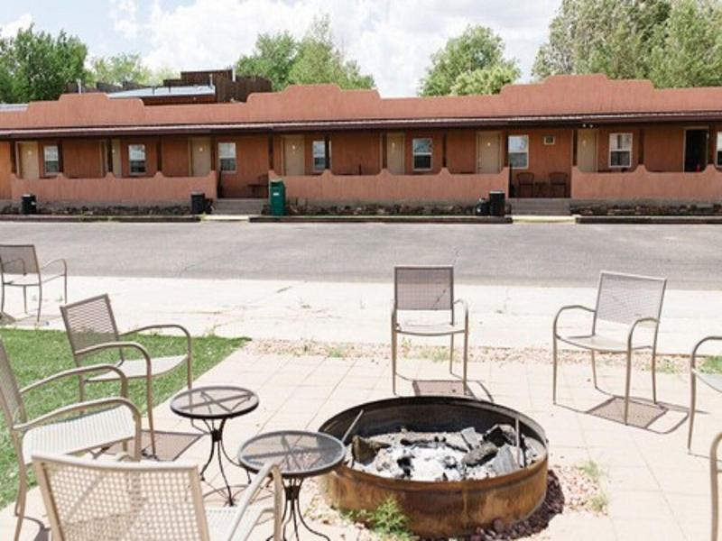 Circle Of Destination Motel