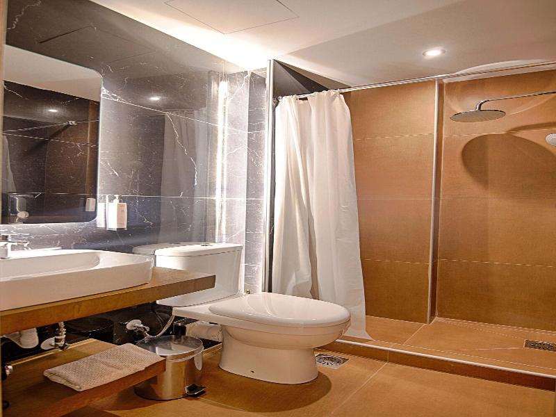 Falireon Hotel image
