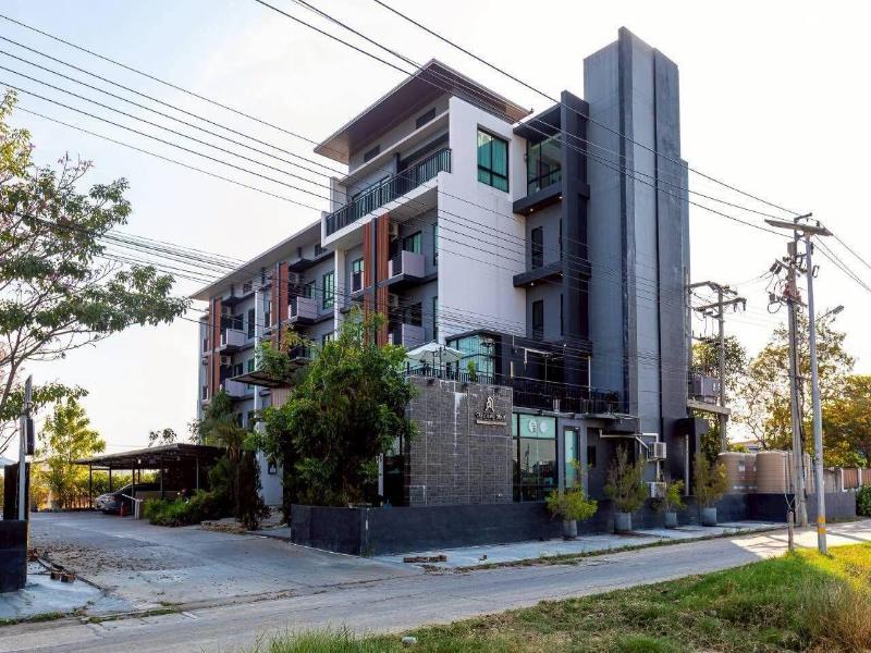 The Living Hotel Samutprakan image