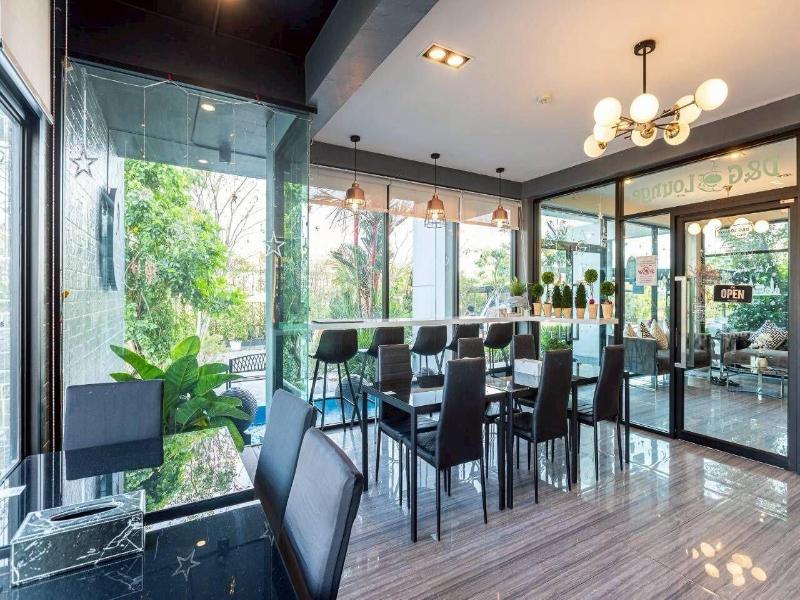 The Living Hotel Samutprakan image