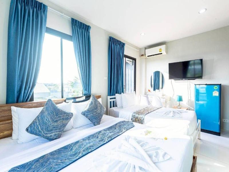 The Living Hotel Samutprakan image