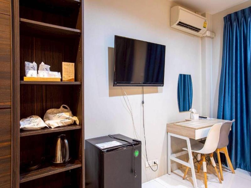 The Living Hotel Samutprakan image
