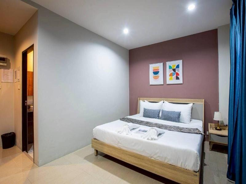 The Living Hotel Samutprakan image