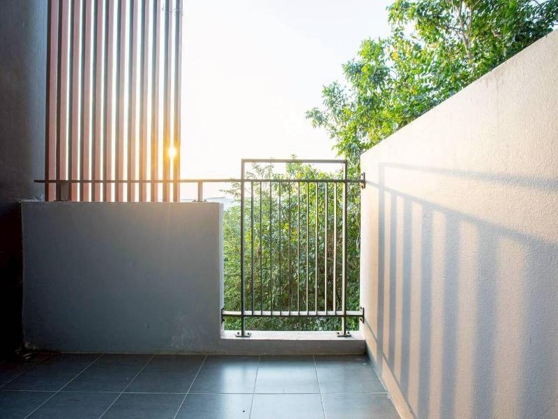 The Living Hotel Samutprakan image