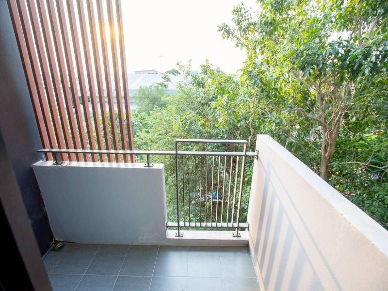 The Living Hotel Samutprakan image