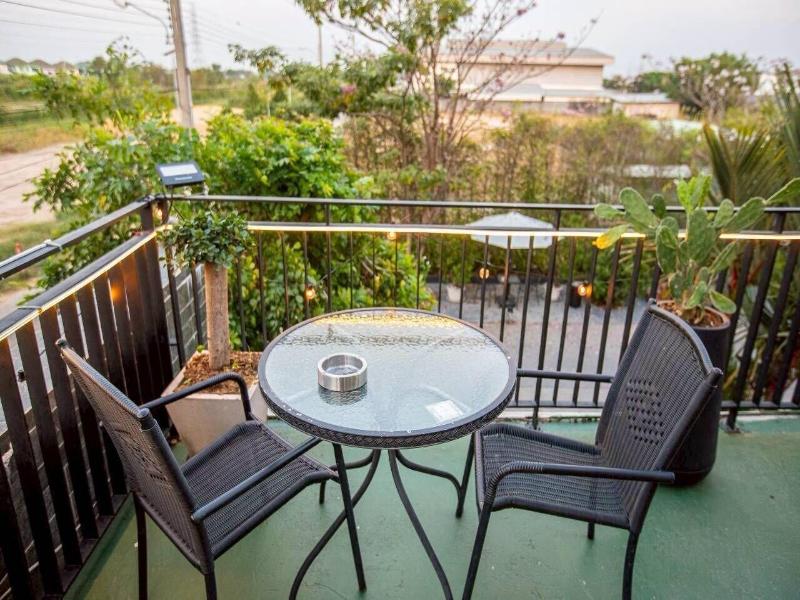 The Living Hotel Samutprakan image