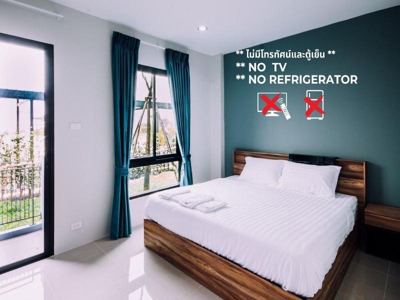 The Living Hotel Samutprakan image