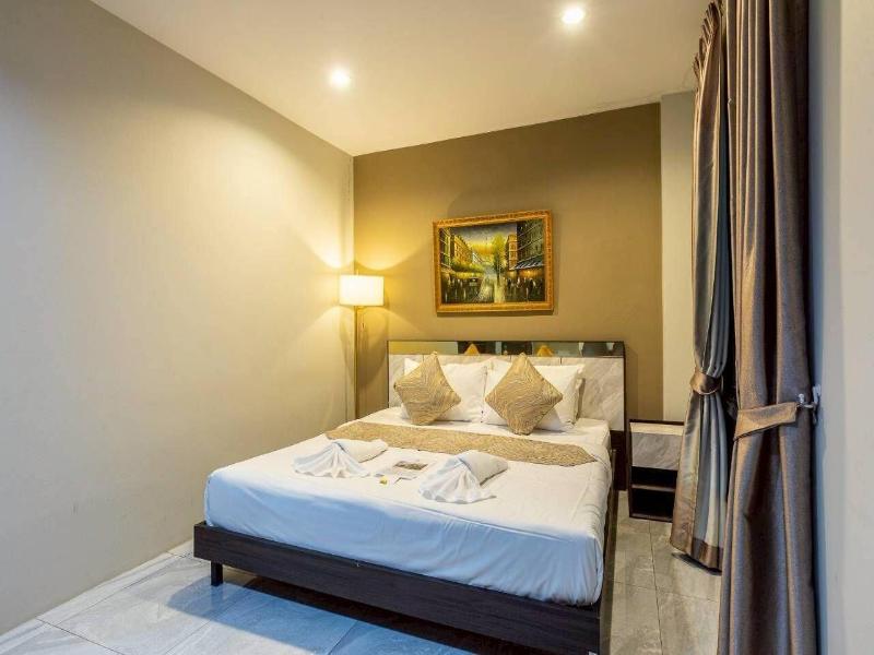 The Living Hotel Samutprakan image