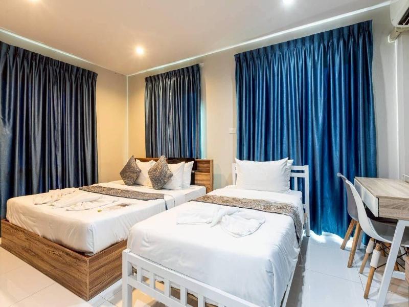 The Living Hotel Samutprakan image