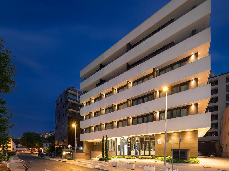 Boutique Hotel Porto image