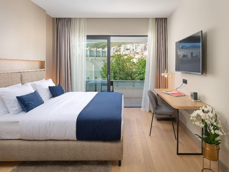 Boutique Hotel Porto image