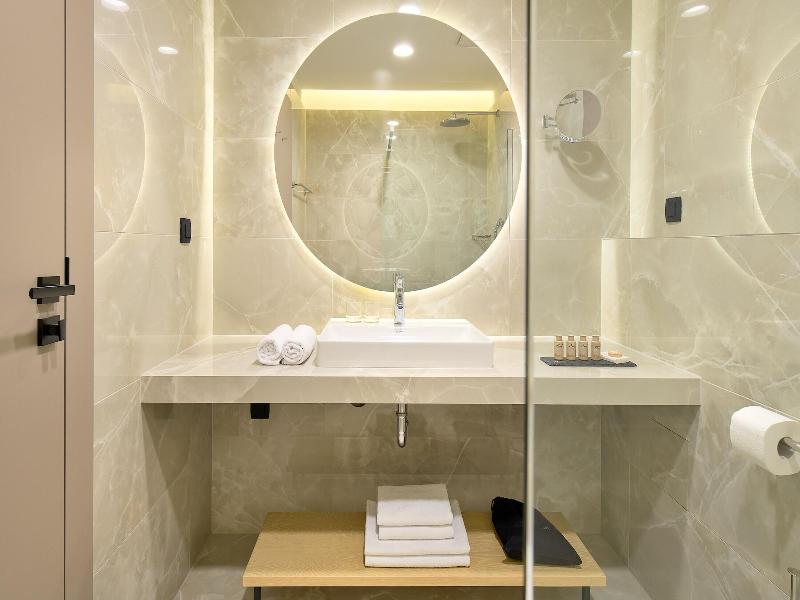 Boutique Hotel Porto image