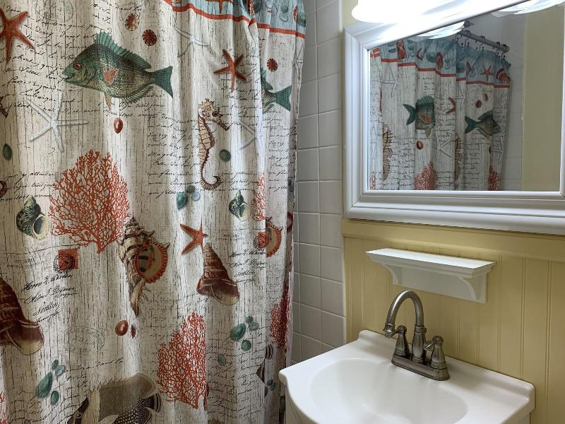 Vineyard Harbor Motel - Private Beach image