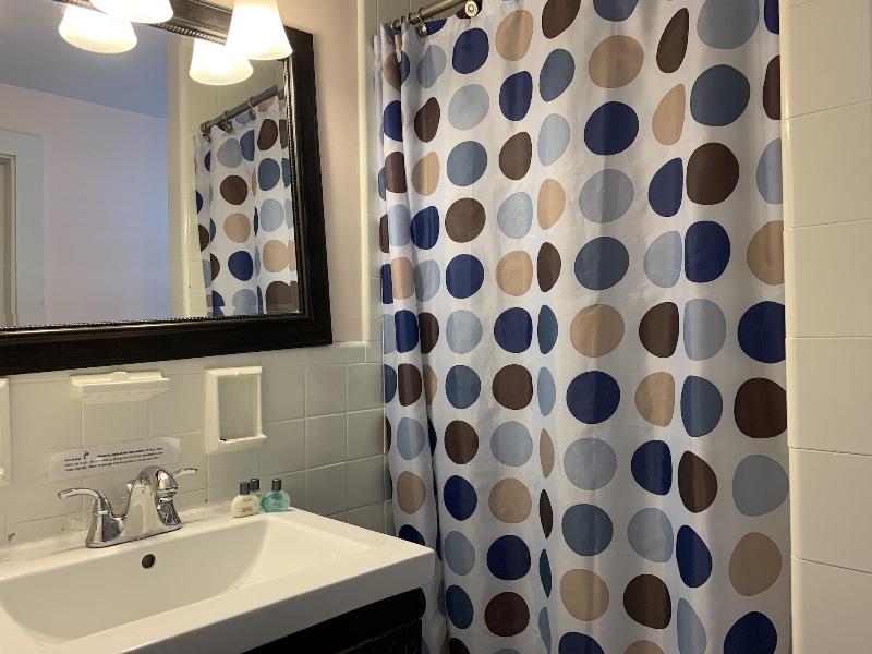 Vineyard Harbor Motel - Private Beach image