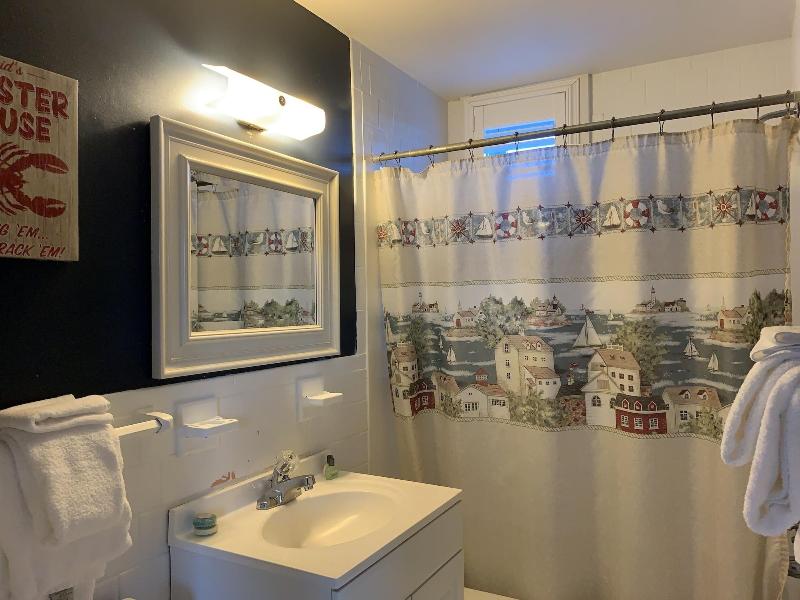 Vineyard Harbor Motel - Private Beach image